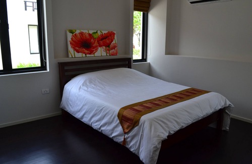 Chakphong House | Luxury 3BR Home at Beachfront Property