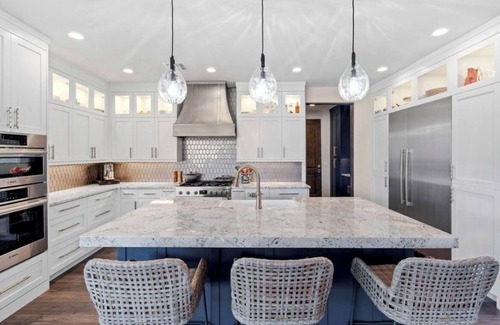 Ivins House | Luxury 4-bedroom Retreat- stellar red rock views – St. George's Premier Getaway