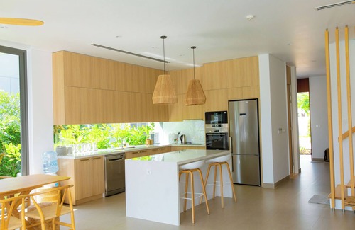 Phuoc Thuan Villa | Luxury 4 Bedrooms Riverfront Villa Sanctuary Ho Tram- Cooking,BBQ & Pets allowed