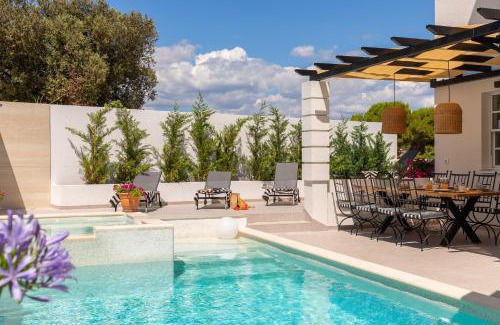 Razanj Villa | Luxury 4BR Villa Heated Pool, Just 100m to Sea