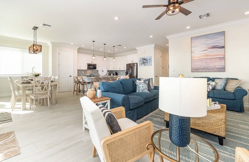Fort Myers Beach House | Luxury 6-Bed, 6-Bath Gulf-View Villa with Pool & Elevator – Perfect Getaway!