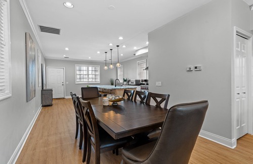 Old Town Condo | Luxury 6BD/5BTH + Roofdeck - Downtown Chicago!