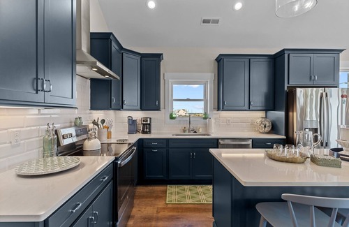 Sneads Ferry House | Luxury 8BR Ocean & Sound Views | Dog-Friendly | Pool Access