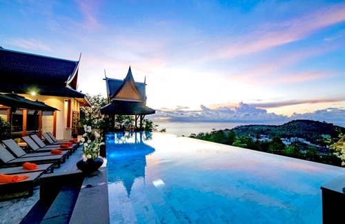 Cherngtalay Villa | Luxury 9 bedroom villa with Ocean view in Surin Hill