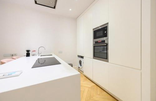Justicia Apartment | Luxury apartment in the center of Madrid REI25
