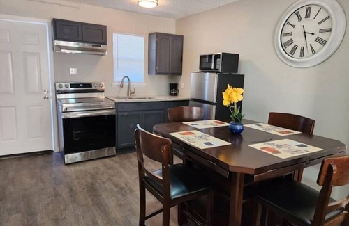 Biggs Field Apartment | Luxury Apartment Suite 1