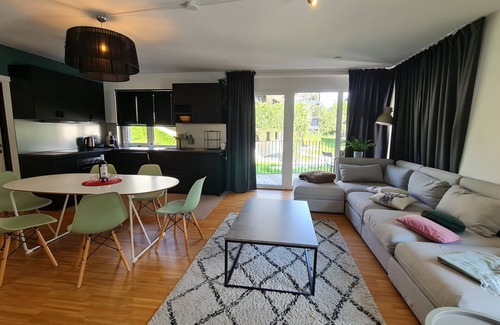 Reichenau Apartment | Luxury Apartment With Stunning Mountain View