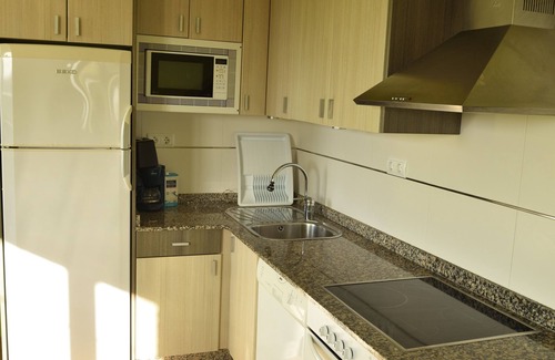 Mogro Cottage | Luxury apartment with pool and tennis court. Usil-Mogro beach front