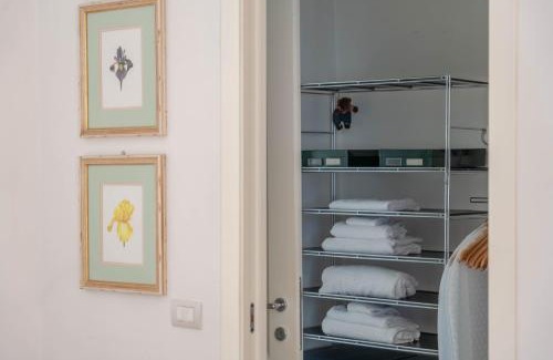 Old Town Apartment | Luxury Apt Priori 46 in City Centre - ItalyWeGo