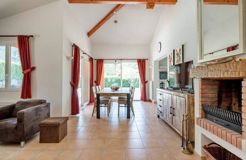 Vallon-Pont-d'Arc Villa | Luxury Ardeche Villa | Villa Vivre | 4 Bedrooms | Private Pool | Perfect for.