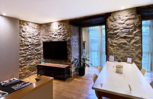 Vitoria-Gasteiz Old Town Apartment | Luxury Arquillos Vitoria
