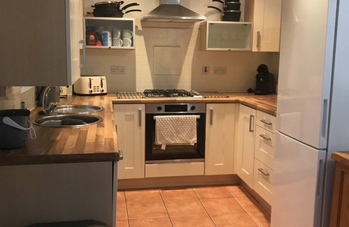 Port Talbot House | Luxury beachfront pet friendly 3 bed townhouse