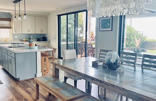 Mokuleia House | Luxury Beachfront Retreat on Oahu's North Shore - 5 Bedrooms and Ocean Views