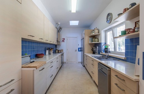 Colares Apartment | Luxury Beachfront Villa