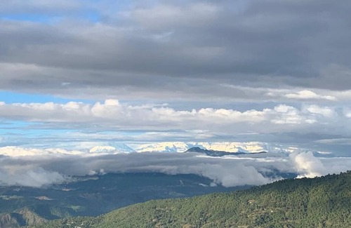 Majkhali Ski Chalet | Luxury chalet in a pristine estate