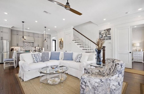 Old Town House | Luxury Coastal Retreat | Sleeps 8 | Private Pool | Walk to the Beach!