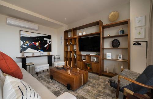 El Tezal Apartment | Luxury Condo with Ocean View, Balcony, and Pool