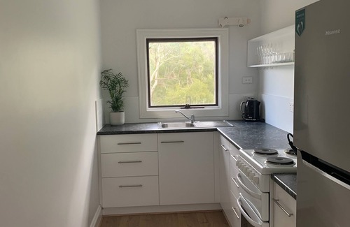 Clarendon Cottage | Luxury Country Cottage, on the steps of Fleurieu Peninsula and Adelaide Hills