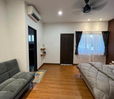 Bandar Sungai Long House | Luxury Event-house 3BR - For 8 to 12Pax