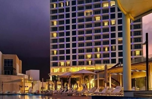 Al Aqah Apartment | Luxury Executive Suite Near Sandy Beach by Luxury