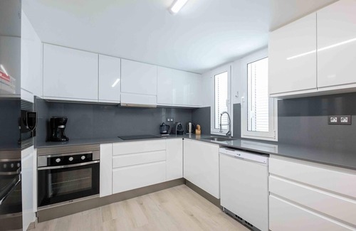 Meloneras House | Luxury Holiday Home Near the Beach with Sea Vew,Terrace, A/C & WiFi