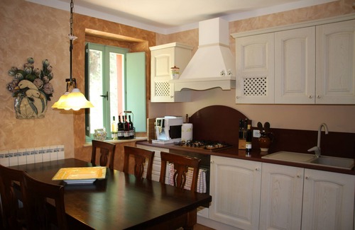 Monsampietro Morico House | Luxury holiday with private pool and breathtaking panoramic in nature