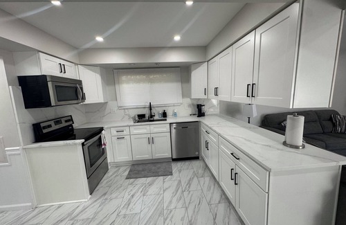 Sterling Heights House | Luxury House Perfect location-3BR Sterling Heights