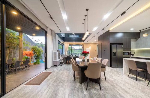 Tho Quang Beach Villa | Luxury huge Villa/Private pool/BBQ/Free Pick up