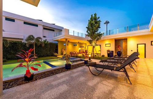 Hua Hin Villa | Luxury Modern 6 Bed Private Pool Villa LLW