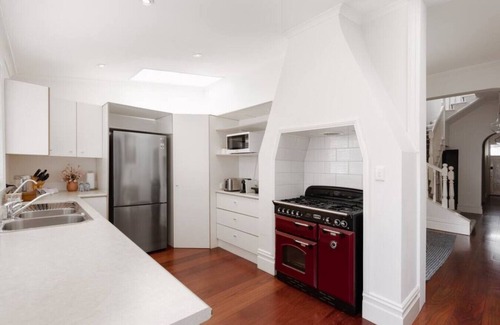 Carlton Apartment | Luxury On Lygon, Victorian Terrace