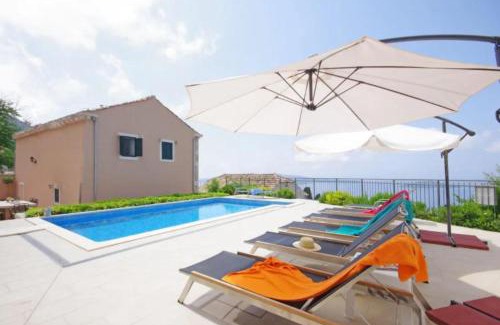 Brsecine Villa | Luxury Panorama Villa Dia