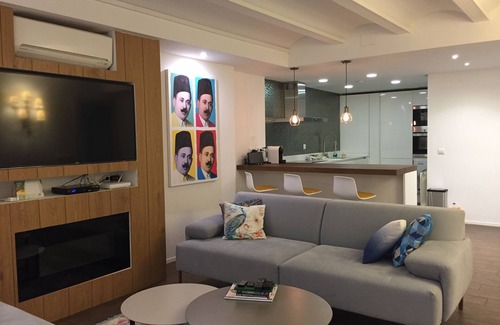 Gothic Quarter Apartment | Luxury Penthouse Apartment Barcelona - Calendar and Rates live at all times