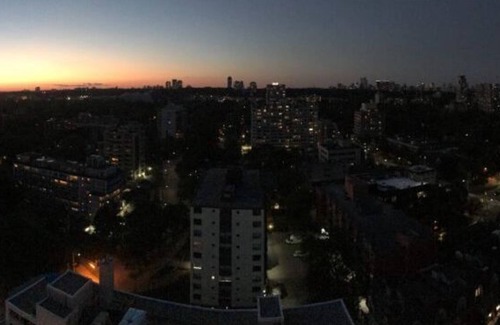 Midtown Toronto Apartment | Luxury Penthouse in the Annex with Stunning City Views