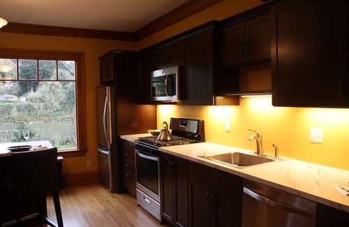 Oak Grove House | Luxury River Retreat