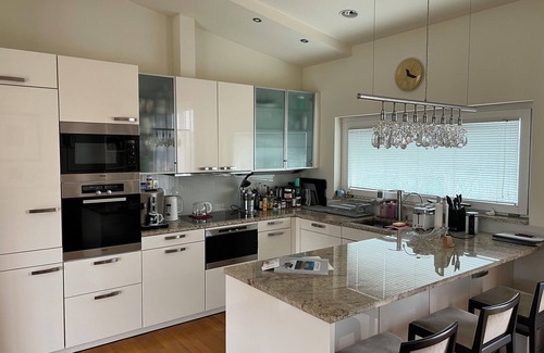 Wilmersdorf Apartment | Luxury roof top apartment with parking and AC in the city center