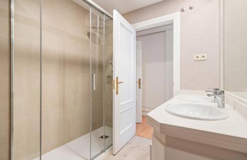 Trafalgar Apartment | Luxury San Bernardo by Cómodo Madrid