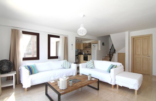 Kalkan Villa | Luxury Sea Front Villa With Stunning Sea View Infinity Pool (Heated). Free Wi-fi