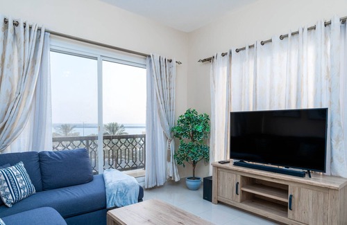 Bab Al Bahr Apartment | Luxury Sea View 1B Apartment in RAK