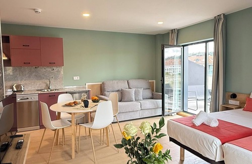 O Milladoiro Hotel | Luxury Singular Pensión Estudios Blue