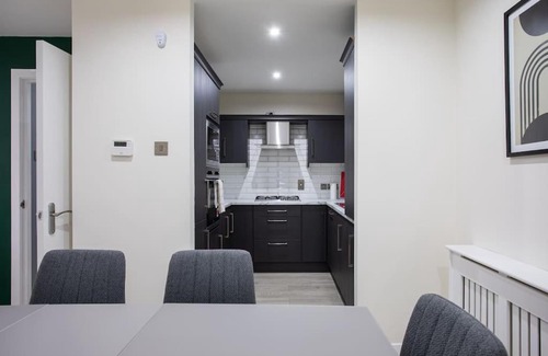 Belfast Central District Apartment | Luxury, Sleeps 6, City Centre