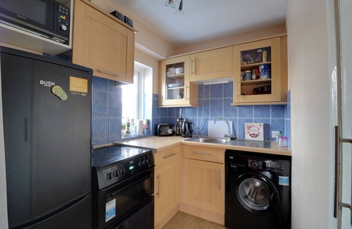 London Borough of Ealing Apartment | Luxury Studio Apartmentnideal long/short stay. Perfect access to WEMBLEY ARENA