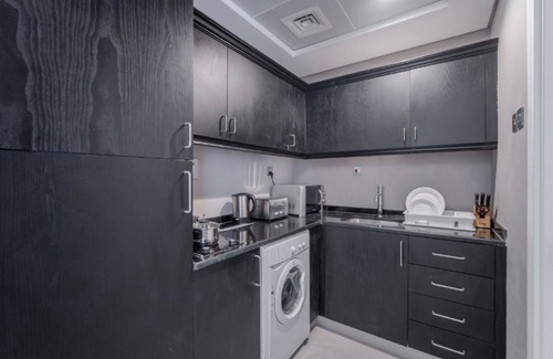 Al Barsha 1 Apartment | Luxury Studio Apartment Near Mall of Emirates