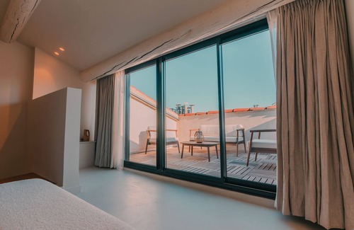 Opera Apartment | Luxury T4 Endoume - view of the Old Port