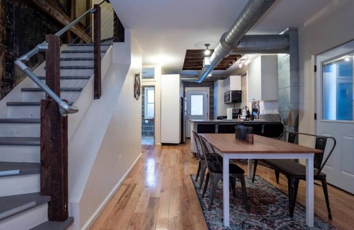 Over-the-Rhine House | Luxury Townhome in Heart of Over the Rhine