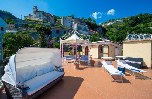 San Michele Villa | Luxury Villa Il Mignale Amalfi Coast Weddings&Events