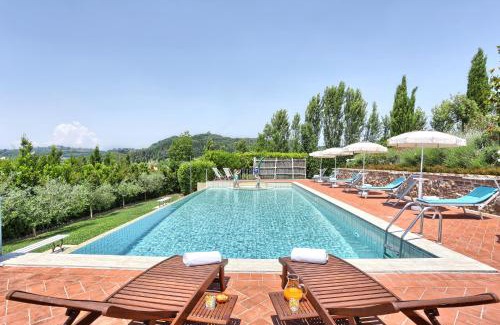 Palaia Villa | Luxury Villa in Tuscany with Pool near Pisa and Florence - Ten Bedrooms 20 pl