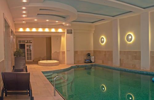 Lesznowola Villa | Luxury villa indoor pool Warsaw