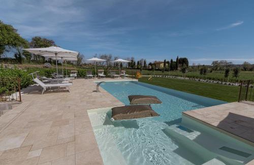 Civitanova Marche Apartment | Luxury Villa Mei - SPA, Pool & Jacuzzi-Wedding