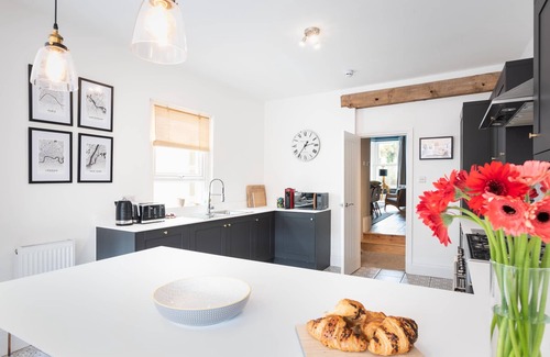 Teignmouth House | Luxury Villa sleeps 14 by the sea in Teignmouth - cinema room, hot tub