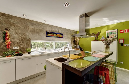 Gale Villa | Luxury Villa with Heated Pool near the Beach